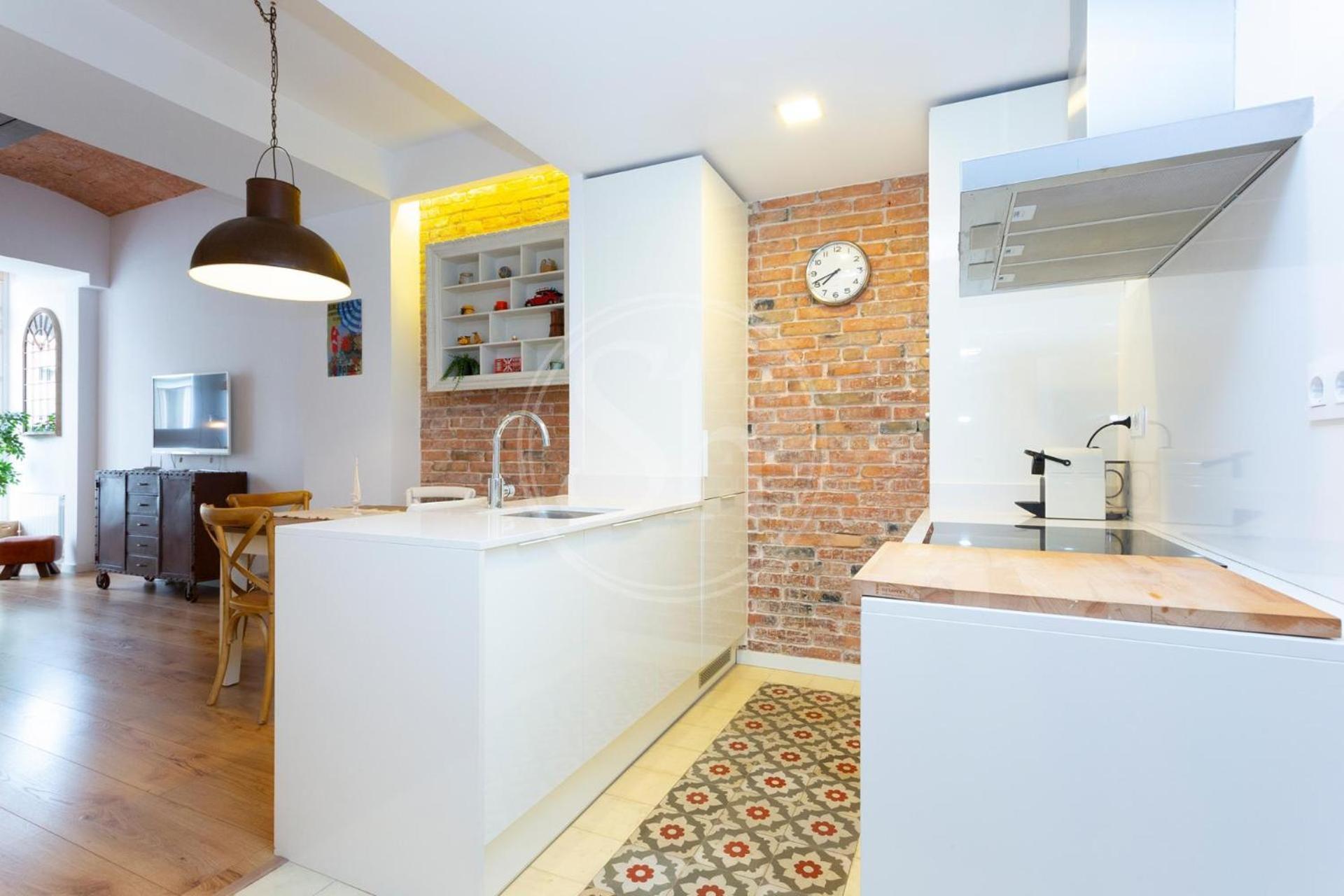 Moderno Apartamento En Eixample Barselona Dış mekan fotoğraf