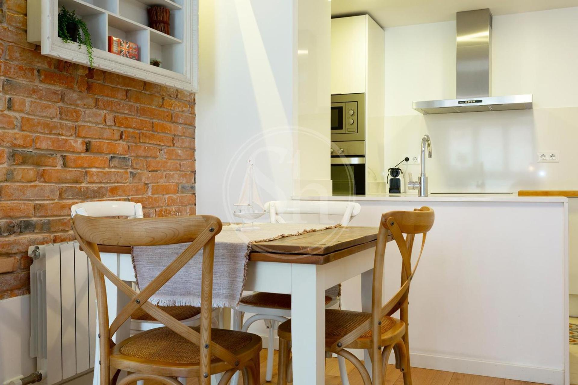 Moderno Apartamento En Eixample Barselona Dış mekan fotoğraf